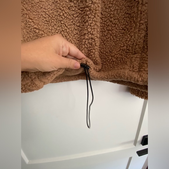 Brown fuzzy half zip - Picture 4 of 6